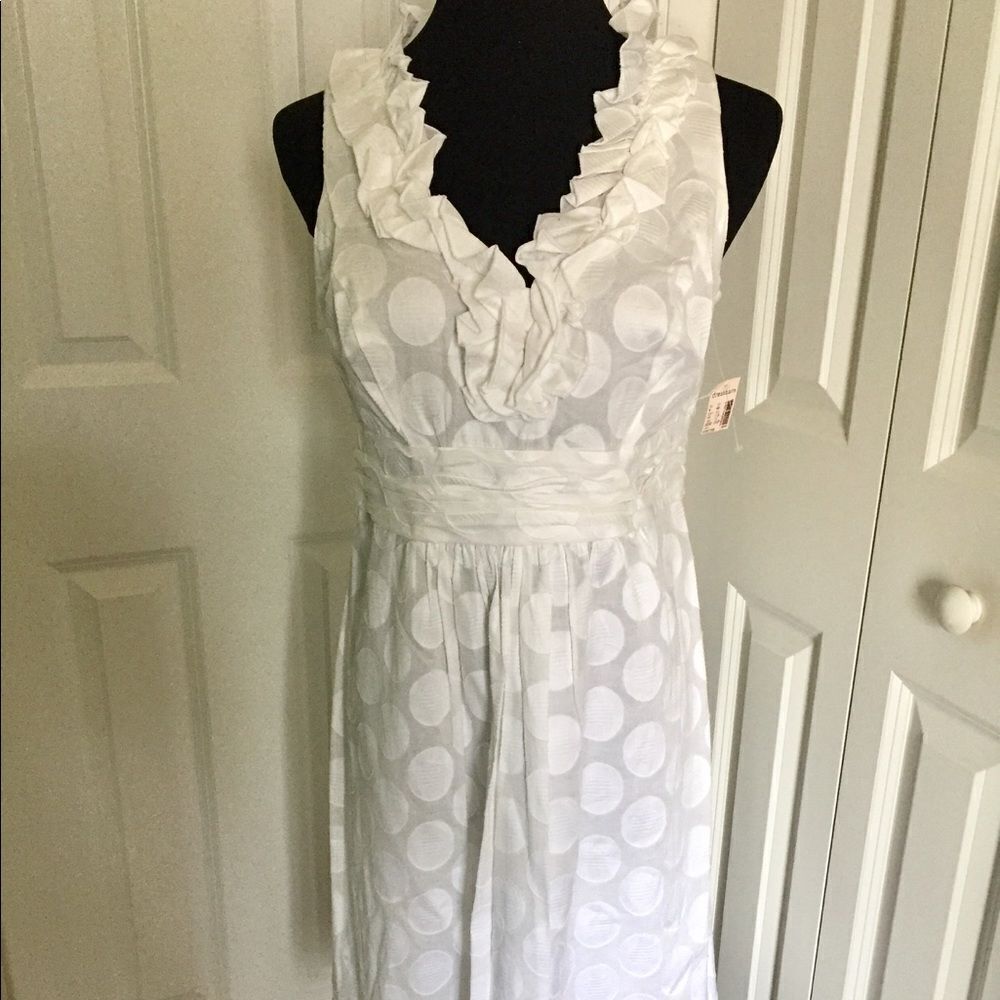 Beautiful white new dress by Dressbarn size 8